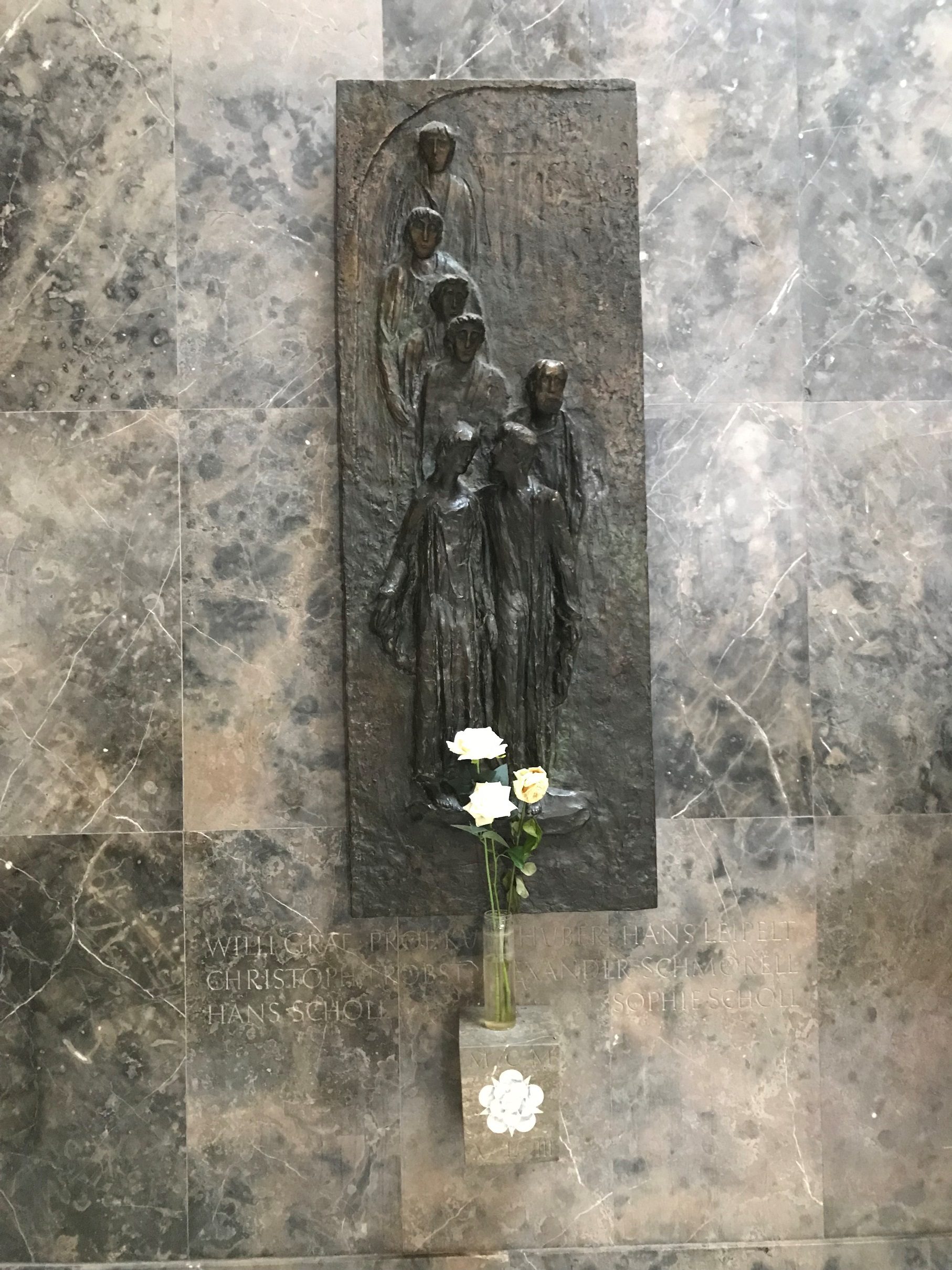 White Rose memorial, Munich, by Sal Mangione - 03.jpg